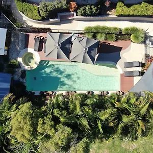 The Byron Beachcomber Aparthotel