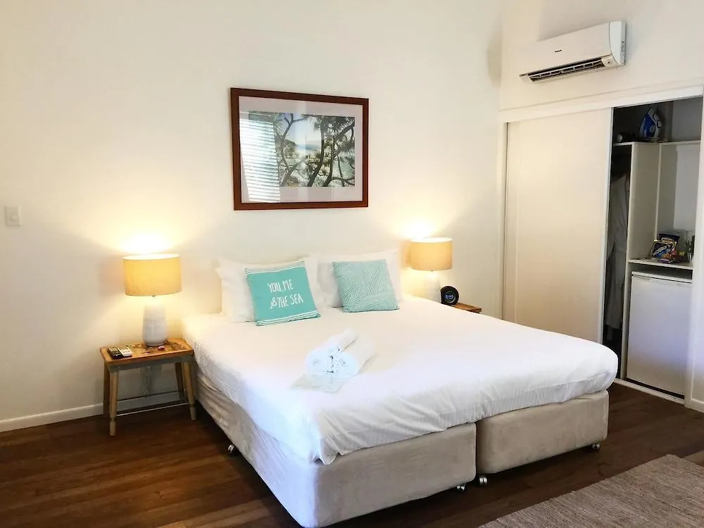Cove Studios Byron Bay 4*,